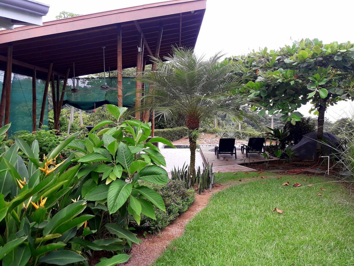 Eden Tica Lodge Увита Екстериор снимка